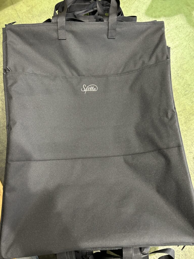 コーデュラ610P生地で製作した刺繍作業用フレーム専用オーダーメイド収納バッグ